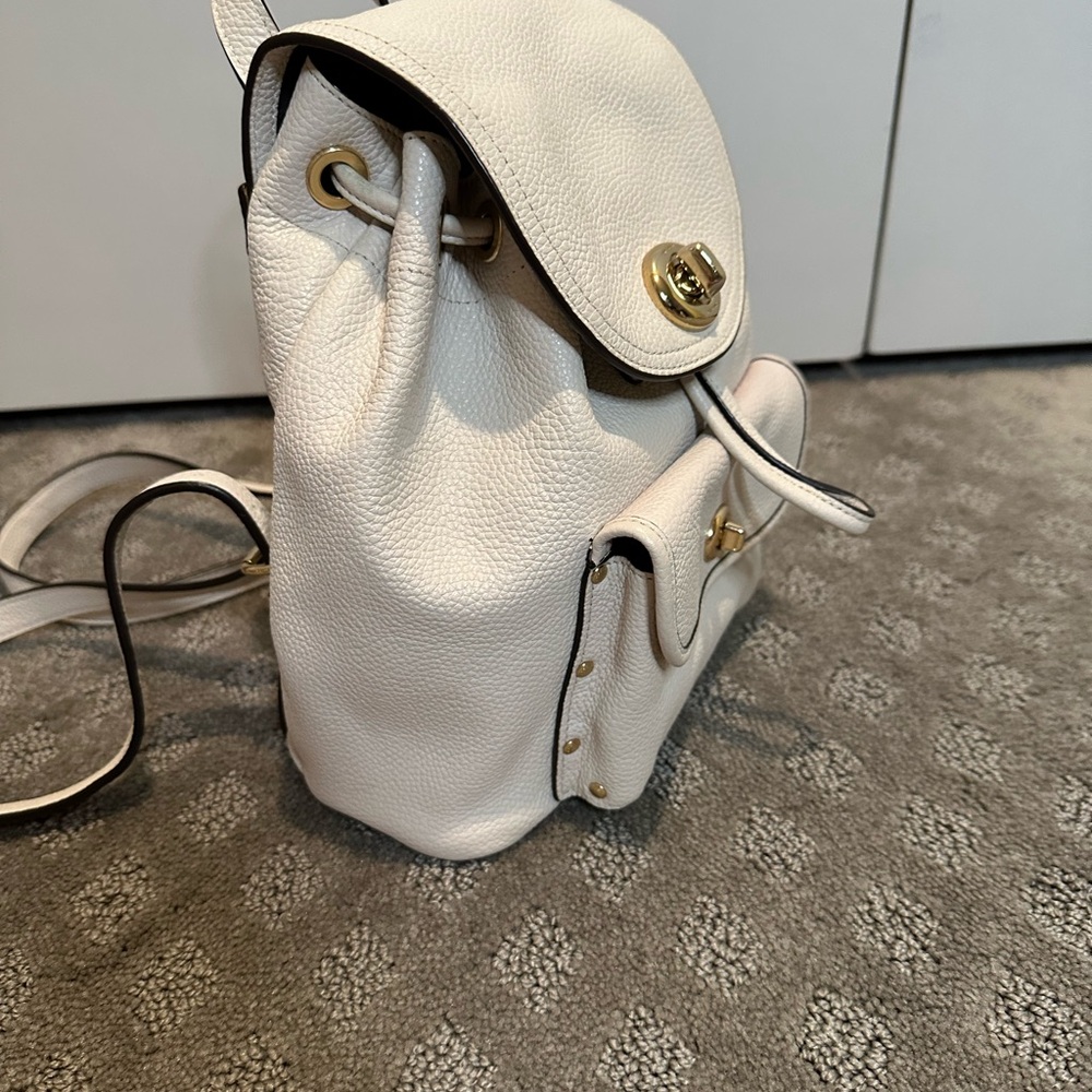 Coach Cream Pebbled Leather Mini Backpack with Gold Turnlock - Picture 4 of 7